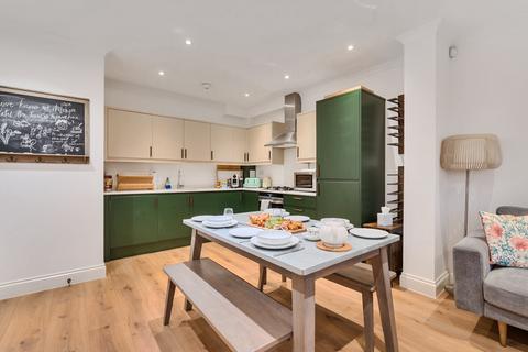 undefined, Courtview House, East Molesey, KT8