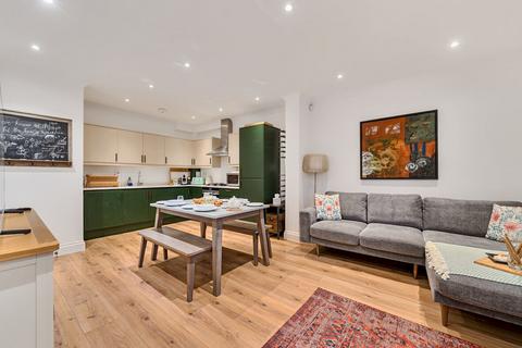 undefined, Courtview House, East Molesey, KT8
