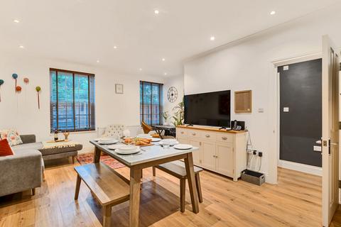 undefined, Courtview House, East Molesey, KT8