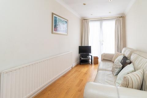 4 bedroom detached house for sale, Glendale Avenue, Edgware, HA8