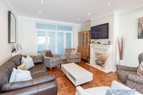 undefined, Penshurst Gardens, Edgware, HA8