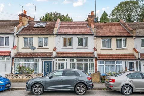 3 bedroom terraced house for sale, Chipstead Valley Road, Coulsdon CR5