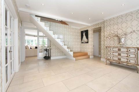 5 bedroom detached house for sale, Oakleigh Gardens, Edgware, HA8