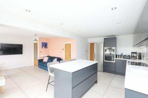 5 bedroom detached house for sale, Longacre Road, Dronfield S18