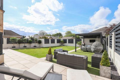 5 bedroom detached house for sale, Longacre Road, Dronfield S18