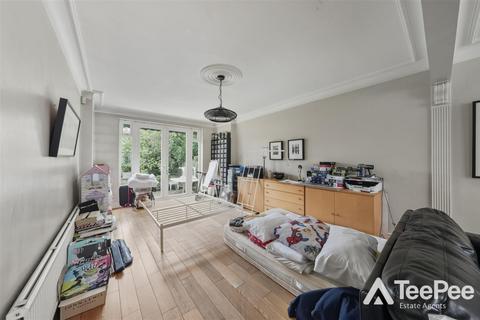 4 bedroom semi-detached house for sale, Bourne Hill, London