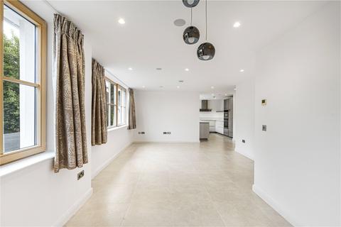 undefined, Totteridge Lane, London, N20