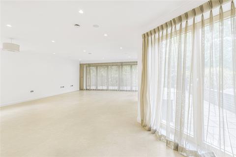 undefined, Totteridge Lane, London, N20