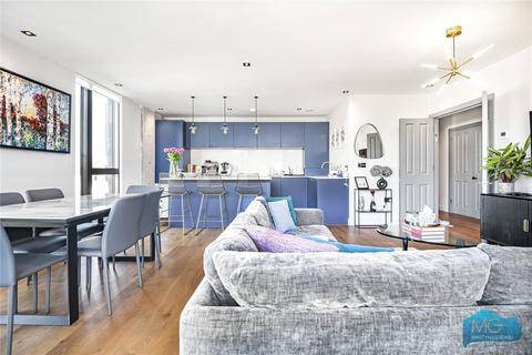 5c, Eden House New Road, London, N8 8TA