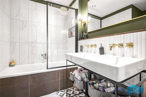 5c, Eden House New Road, London, N8 8TA