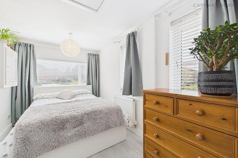 8 Blackthorn Close, Huntington, Chester, CH3 6DY