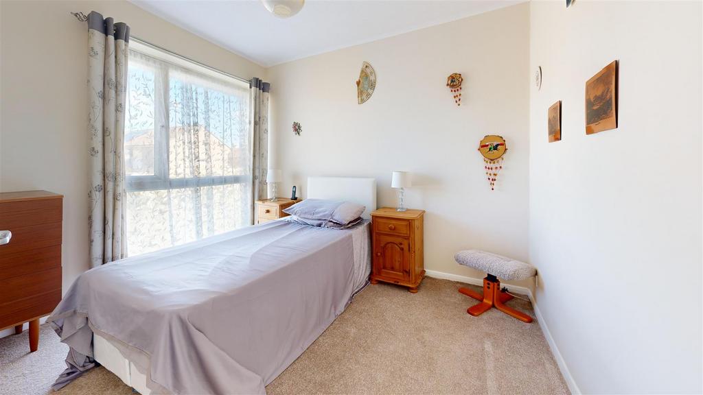 37-Croft-Road-Bedroom 2.jpg