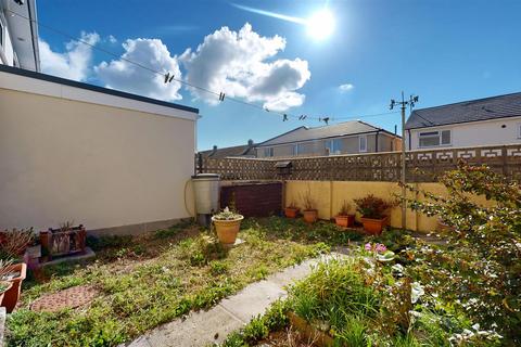 3 bedroom terraced house for sale, Croft Road, Portland