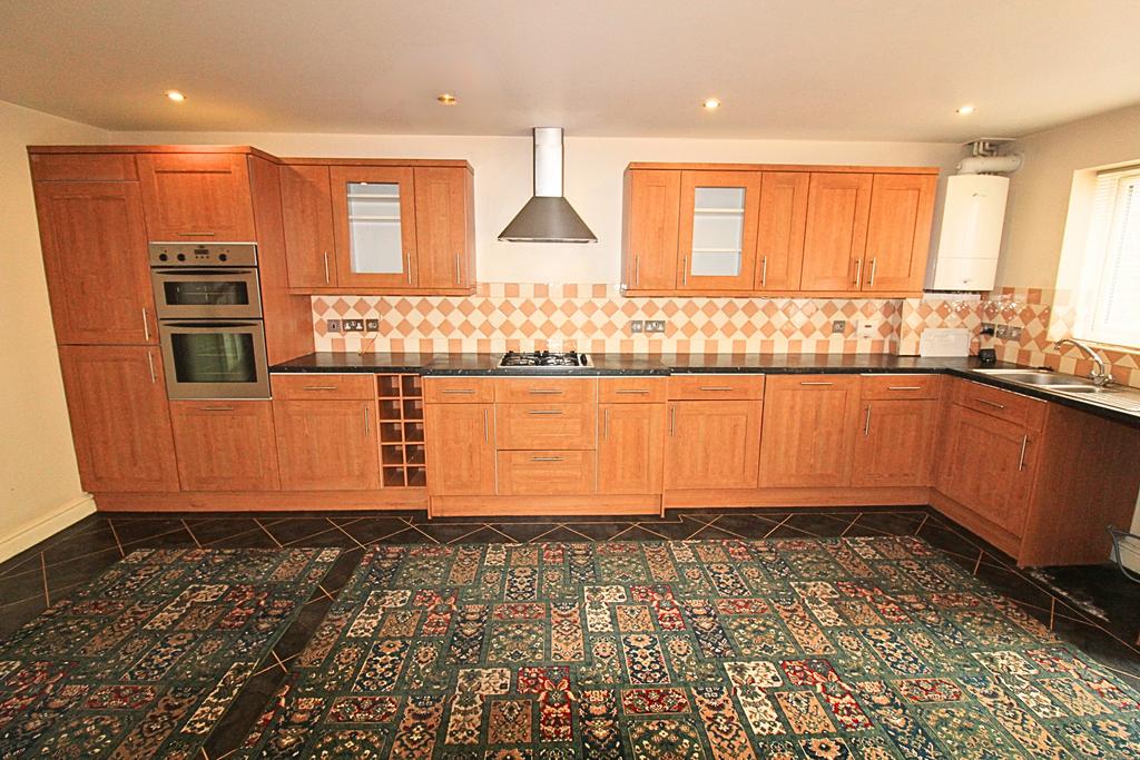 Kitchen from the front
