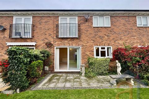 1 bedroom apartment for sale, Claremont  Gardens, Claremont Road, PR8 4DW