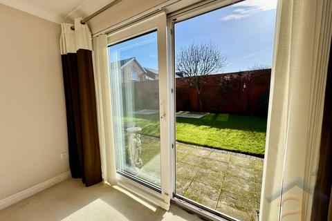 1 bedroom apartment for sale, Claremont  Gardens, Claremont Road, PR8 4DW