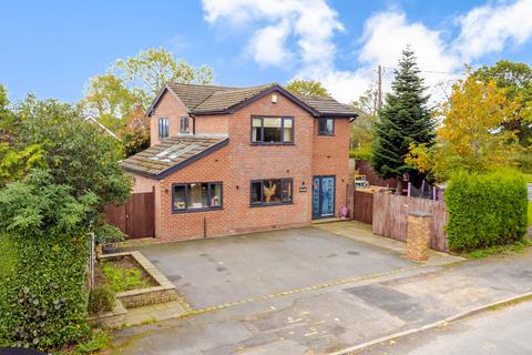 4 bedroom detached house for sale, Macclesfield SK11