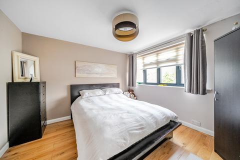 51 Markfield Road, Caterham, CR3 6RQ