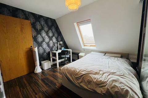 2 bedroom flat to rent, Pilemarsh, Bristol BS5