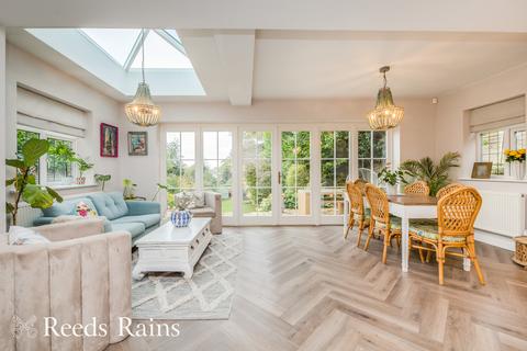 undefined, Ivy Lane, Macclesfield SK11