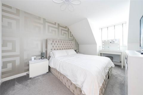 3 bedroom semi-detached house for sale, Caldecott Road, Allington, Maidstone, ME16