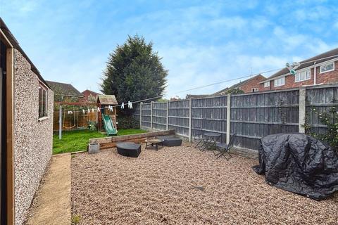 3 bedroom semi-detached house for sale, Sunningdale Drive, Derbyshire DE7