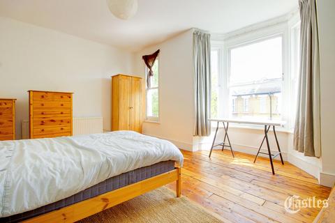 2 bedroom flat for sale, Sach Road, Hackney, London