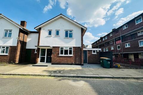 undefined, Oxford Road, London, E15