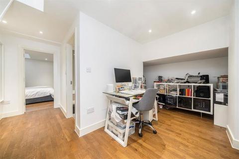 undefined, Brownhill Road, London SE6