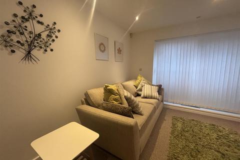 2 bedroom apartment to rent, The Citadel, Northern Quarter