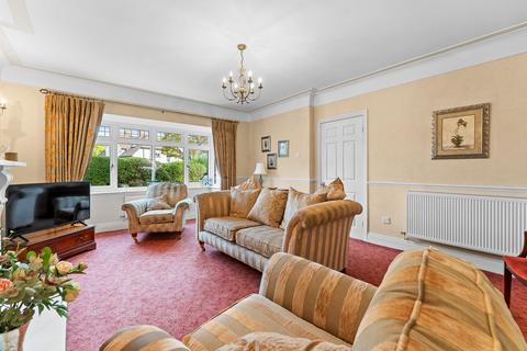 4 bedroom detached house for sale, Lunts Heath Road, Widnes WA8
