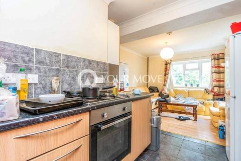 6 bedroom semi-detached house to rent, Granby Grove, Hampshire SO17