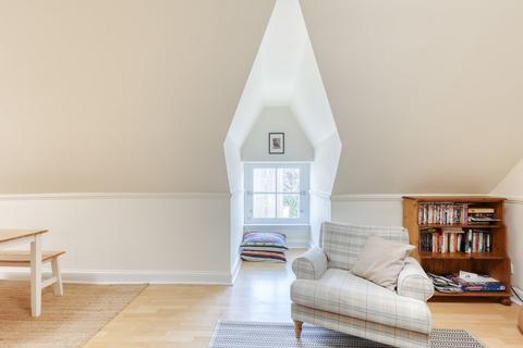 1 bedroom flat for sale, 19 Corinders Land, 70 West Port, Edinburgh, EH1 2LF