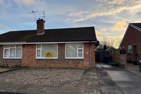 2 bedroom semi-detached bungalow for sale, Pinewood Crescent, Lytham