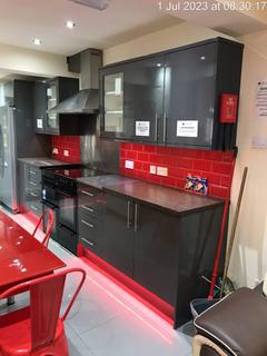 5 bedroom terraced house to rent, Heeley Road Selly Oak, Selly Oak B29