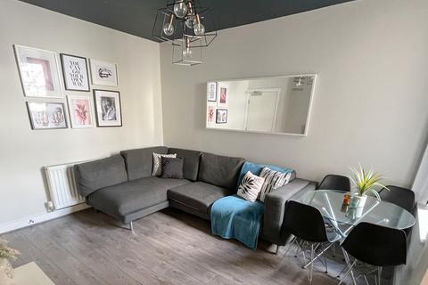5 bedroom terraced house to rent, Adelaide Road, L7 8SH,