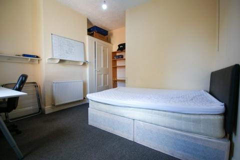 6 bedroom terraced house to rent, Pershore Road, Birmingham B29