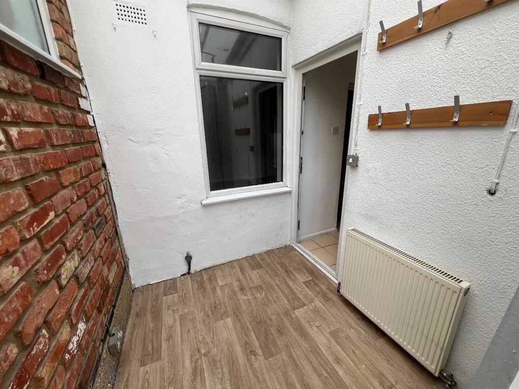 Rear Hall/Lean to