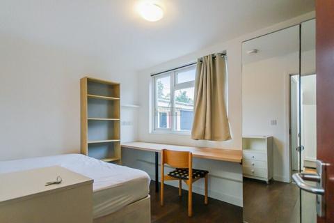 7 bedroom terraced house to rent, Croydon Road, Birmingham B29