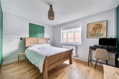 2 bedroom maisonette for sale, Verona Drive, Surbiton KT6