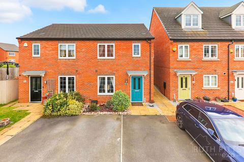 3 bedroom semi-detached house for sale, Silkstone Road, Pontefract WF7