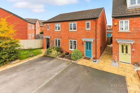 3 bedroom semi-detached house for sale, Silkstone Road, Pontefract WF7