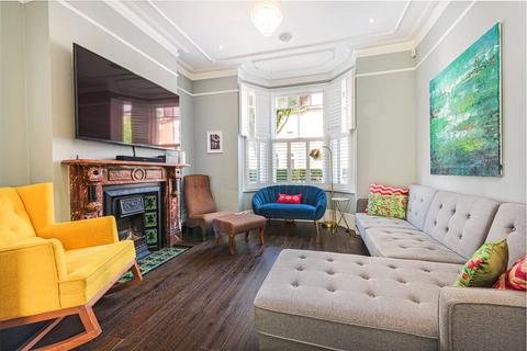 Broxash Road, London, SW11