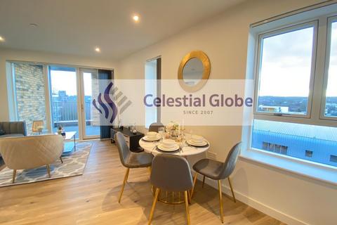 2 bedroom flat to rent, Mary Neuner Road, London N8