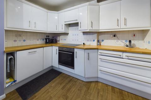 3 bedroom semi-detached house to rent, Windmill Road, Hemel Hempstead, HP2