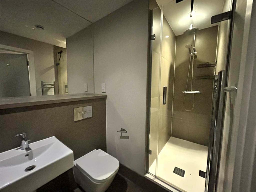 Aa2d77cc-9d55-425b-b76a-caac55ff54da.jpg