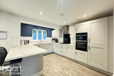4 bedroom detached house for sale, Byron Close, Nottingham