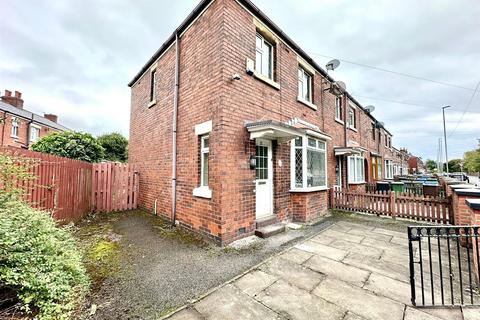 2 bedroom end of terrace house for sale, Limeside Road, Oldham