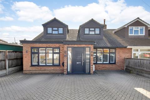4 bedroom bungalow for sale, Green Way, Hartley, Kent, DA3
