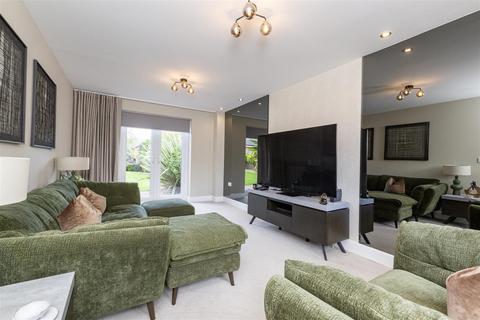 3 bedroom detached house for sale, Goosepool Way, Middleton St. George, Darlington